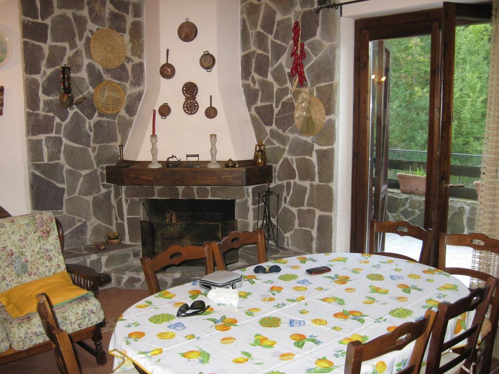 Le Tre Rose Montagna Daire Camigliatello Silano Oda fotoğraf
